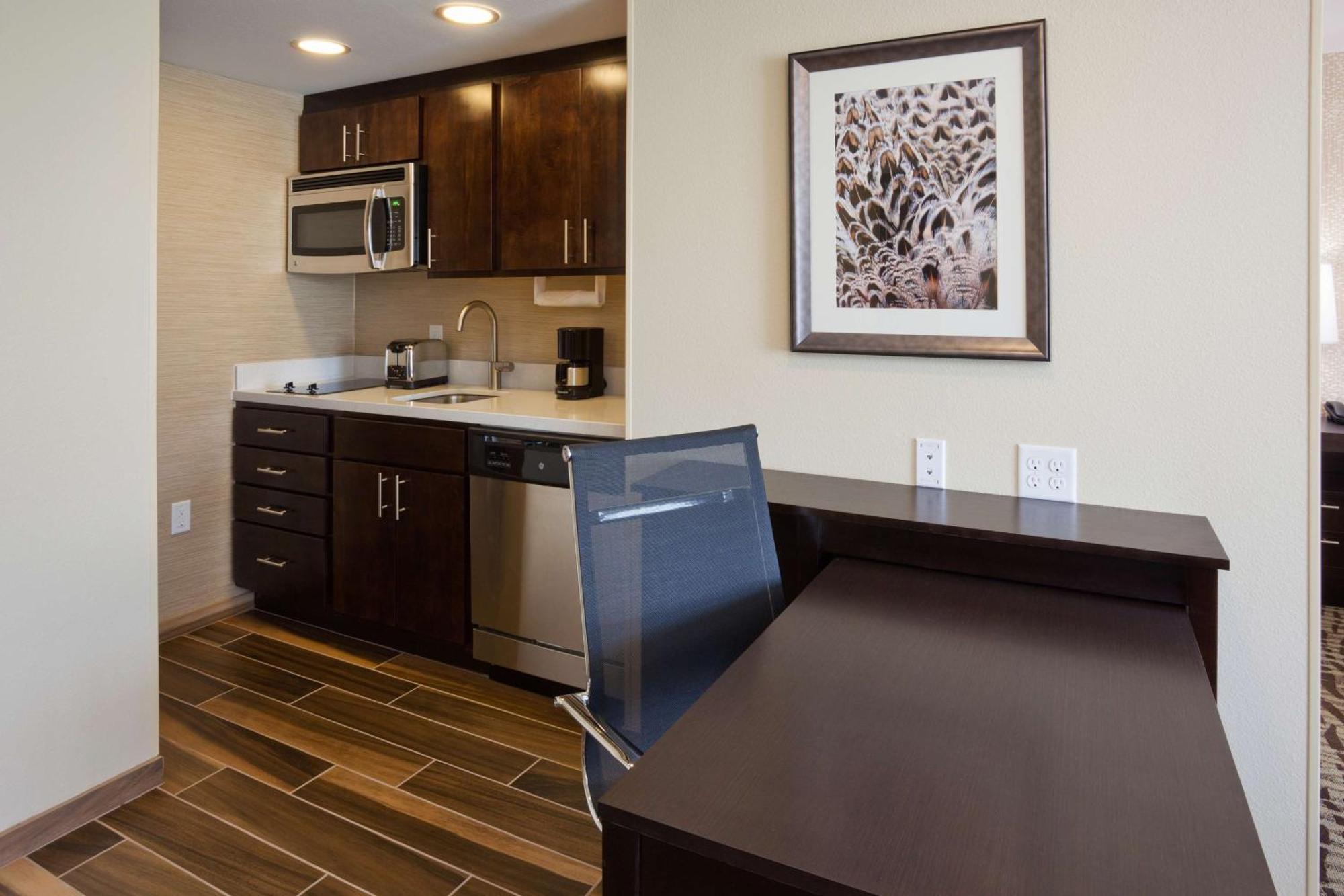 Homewood Suites Davenport Bettendorf Ngoại thất bức ảnh