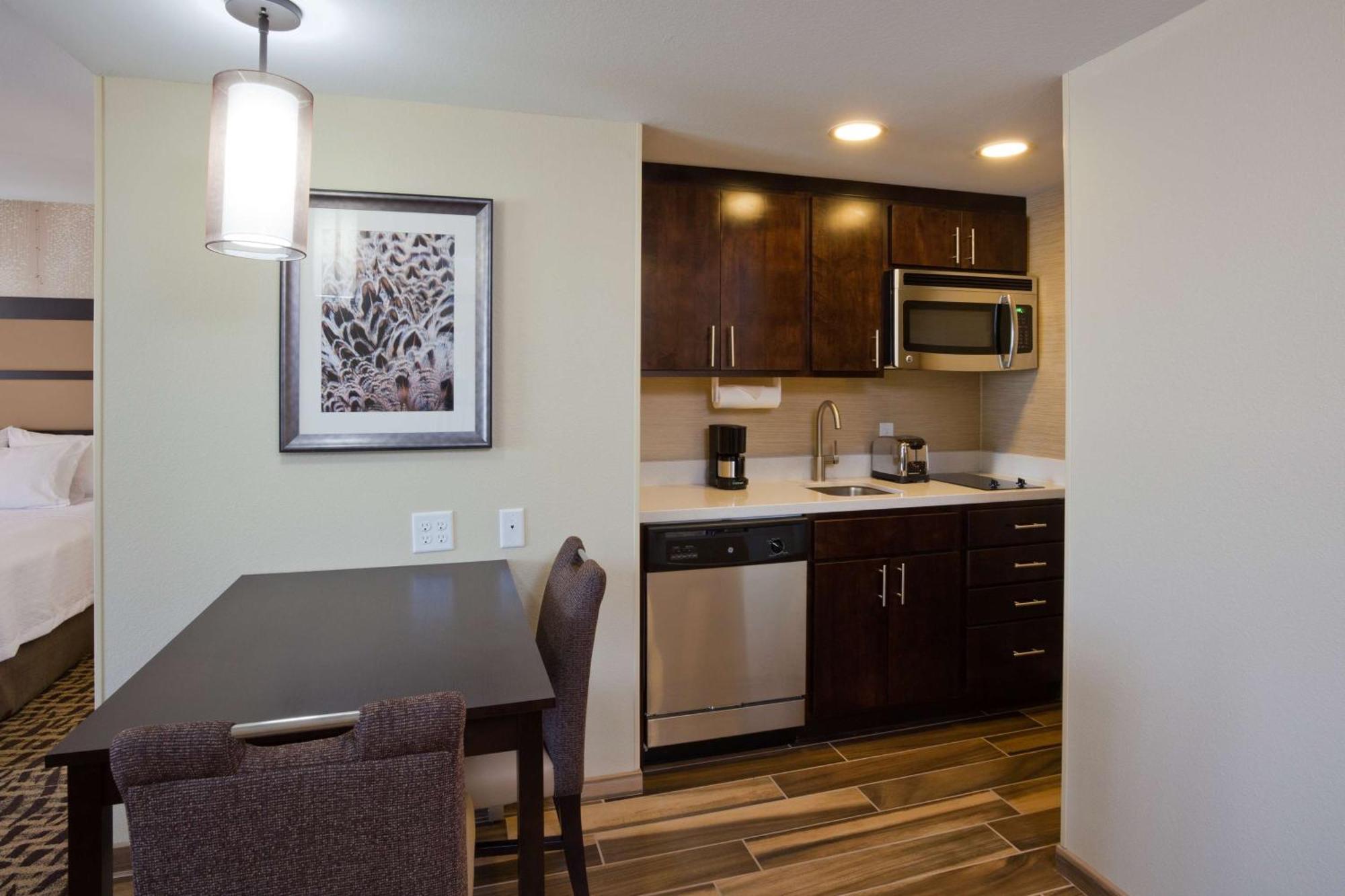 Homewood Suites Davenport Bettendorf Ngoại thất bức ảnh