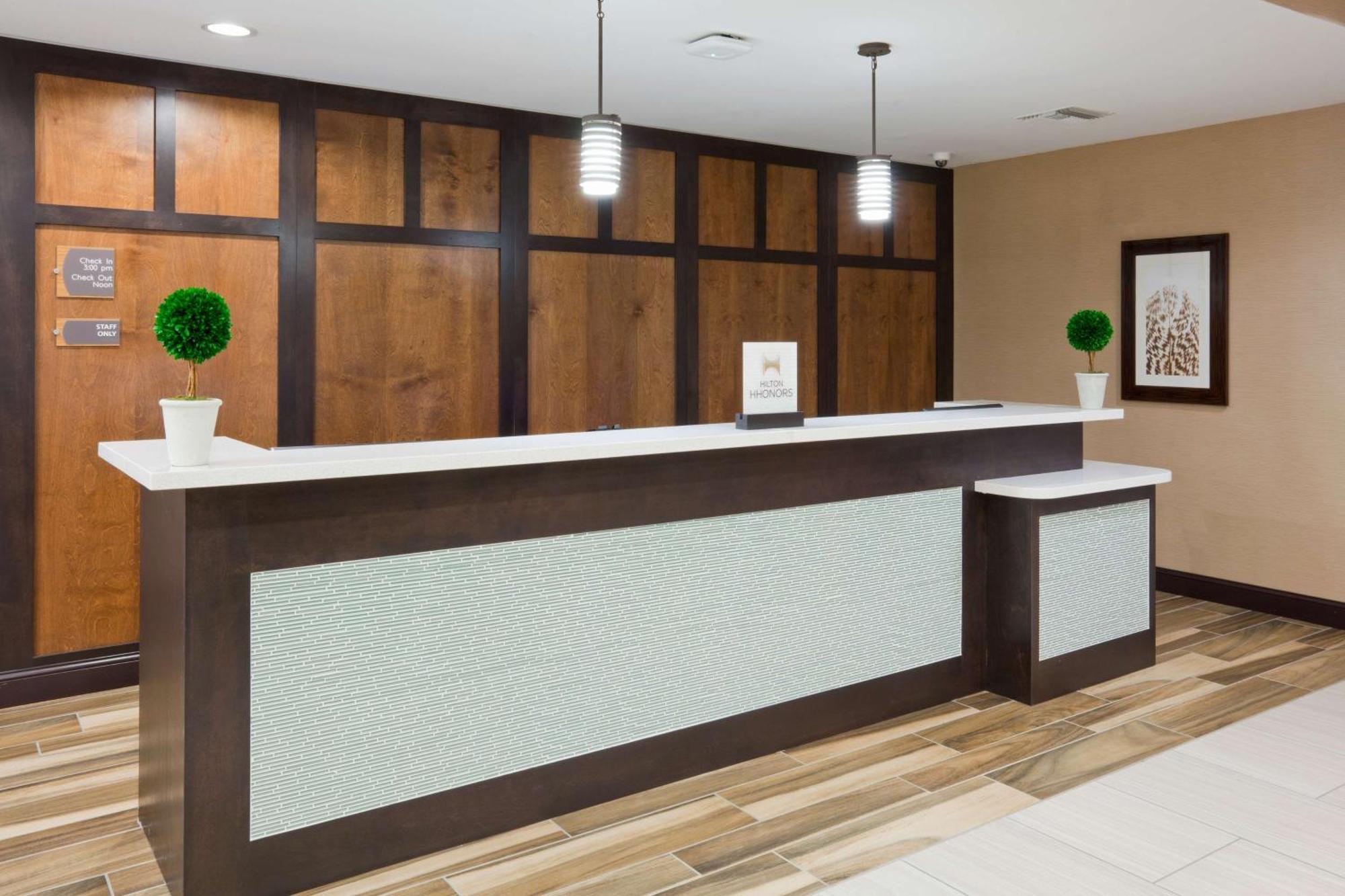 Homewood Suites Davenport Bettendorf Ngoại thất bức ảnh